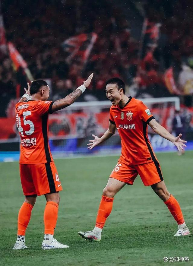 关于上海海港发布备战花絮，清晨扳平良机，CBA季后赛任务艰巨，资深球员宣示担当的信息